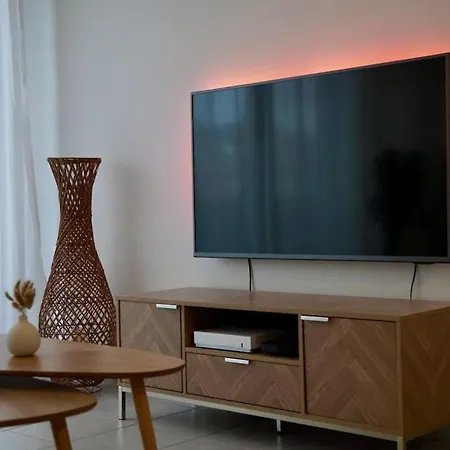Apartment 2 Pieces A Saint-priest - Proche Eurexpo Avec Garage - Ideal Sejour Pro Saint-Priest (Rhone)